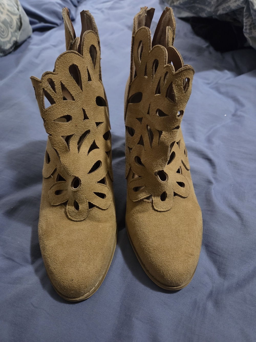 Suede Cutout Floral Ankle Boots - Tan